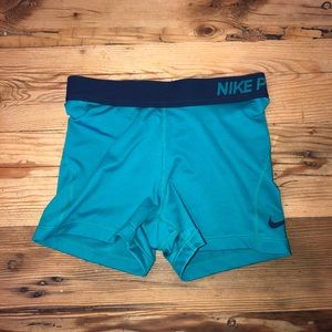 NIKE PRO|🦋 compression shorts!